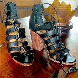 GIANNI BINI Black Strappy Women's Heels